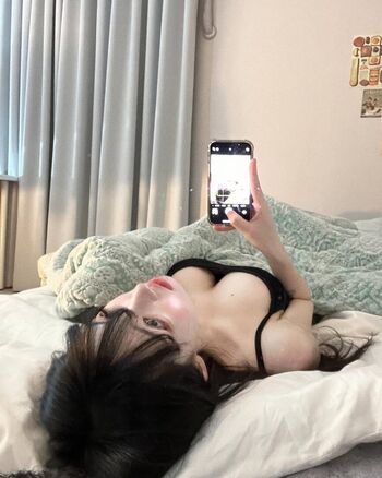 Full leaked Floofie/ private photo