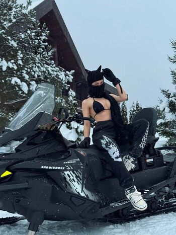 Full leaked Toma zhdanova page private onlyfans photo