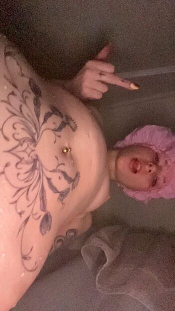Full leaked Tomis party private photo