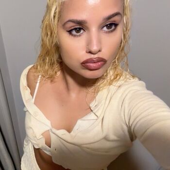 Tommy Genesis