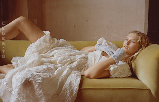 Full leaked Toni garrn page private onlyfans photo