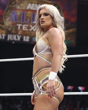 Full leaked Toni storm aew private photo