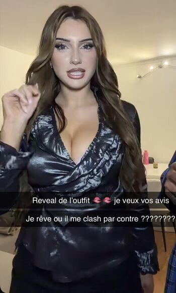 Full leaked Toomuchlucile page private photo