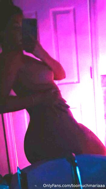 Full leaked Toomuchmariaaa private photo