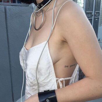 Full leaked Toopoor private onlyfans photo