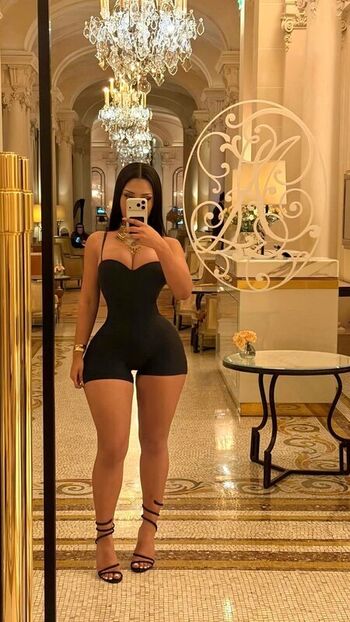 Full leaked Tootatis private photo