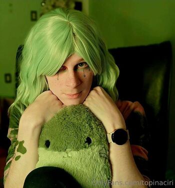 Full leaked Topinaciri private onlyfans photo