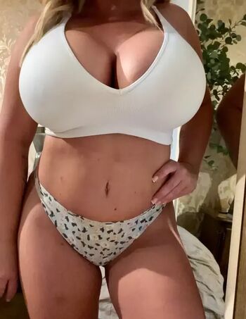Full leaked Tori hartt private photo