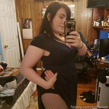 Full leaked Torianabee private photo