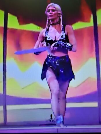 Full leaked Torrie wilson private photo