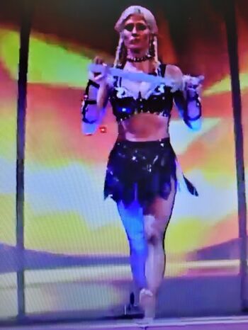 Full leaked Torrie wilson private photo