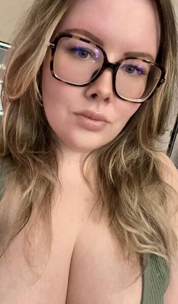 Full leaked Traycee private photo