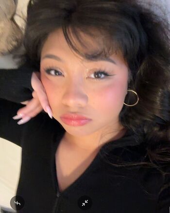 Full leaked Trin lovell page private photo