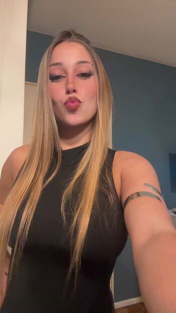 Full leaked Trini grigueli page private photo