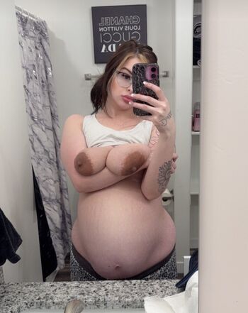 Full leaked Trippybaby private photo