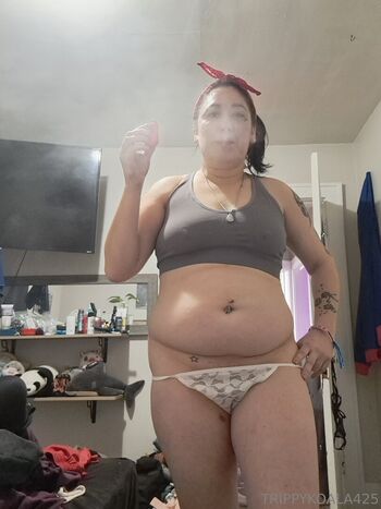 Full leaked Trippykoala private photo