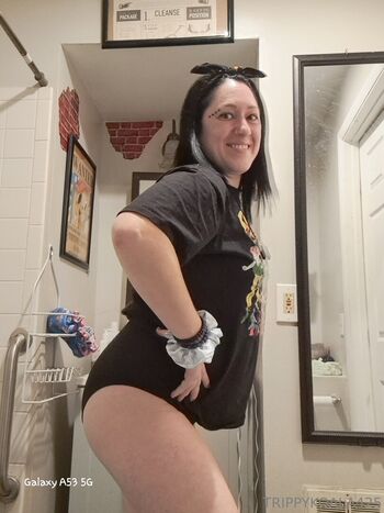 Full leaked Trippykoala private photo
