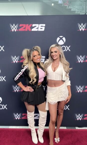 Full leaked Trish stratus page private onlyfans photo