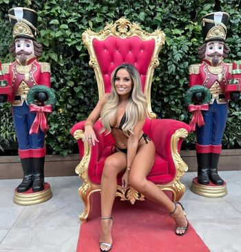 Full leaked Trish stratus private photo