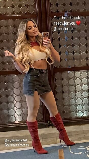 Full leaked Trish stratus private photo