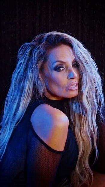 Full leaked Trish stratus private photo