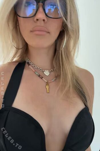 Full leaked Trixsieaus private photo