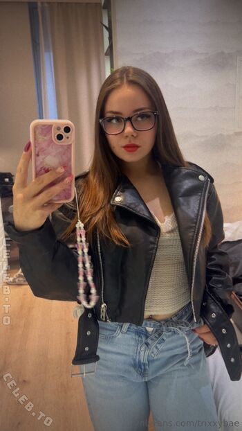 Full leaked Trixxybae private photo