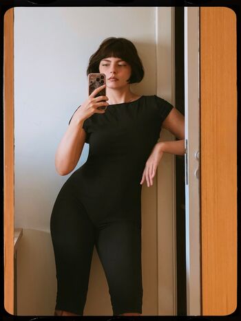 Full leaked Triz private onlyfans photo