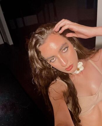 Full leaked Kate elliot/ private photo