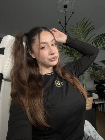 Full leaked Troubleinc private onlyfans photo