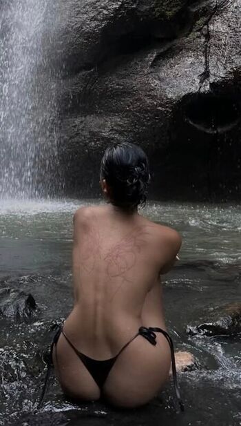 Full leaked Trulyevils private photo