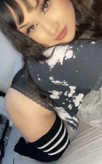 Full leaked Tryingmybetht private onlyfans photo