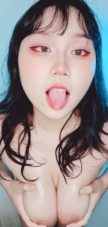 Full leaked Tsunnyanchan private photo