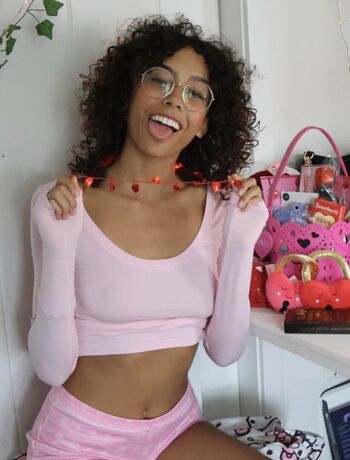 Full leaked Ttahlula private onlyfans photo