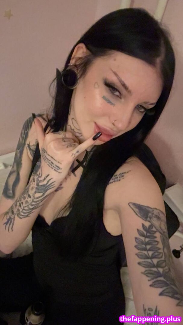 katienoir / ttayallyles Photo OnlyFans Nu #1