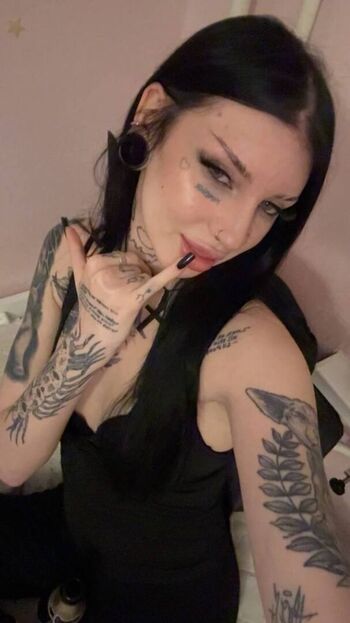 Full leaked Ttayallyles private photo