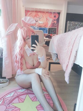 Full leaked Ttvrosie page private onlyfans photo