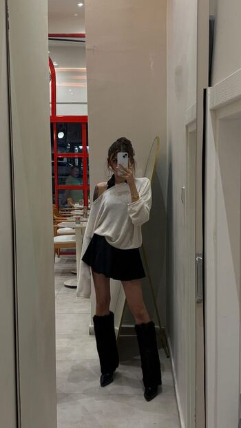 Full leaked Turkish girls private onlyfans photo