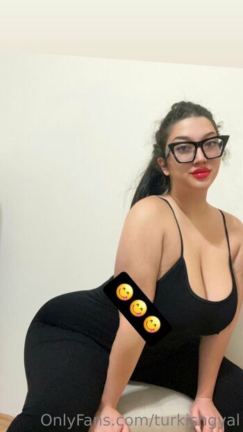Full leaked Turkishgyal page private photo