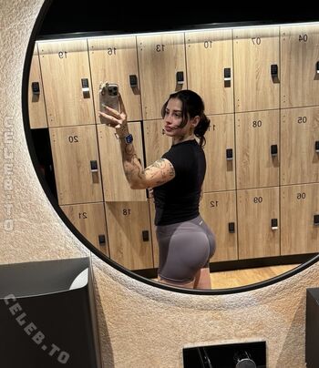 Full leaked Tuttilicious private photo