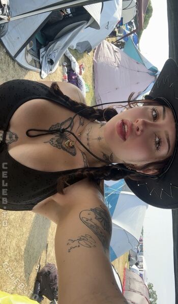 Full leaked Tuttilicious private photo