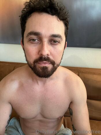 Full leaked Twentoofree private photo