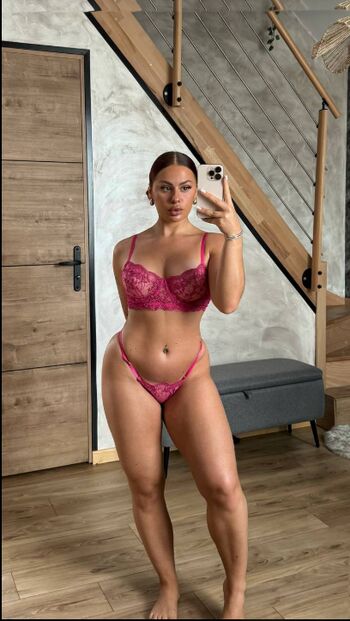 Full leaked Twins yolande private photo