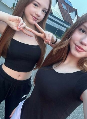 TwinsOnIce