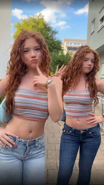 Full leaked Twinsonice private photo
