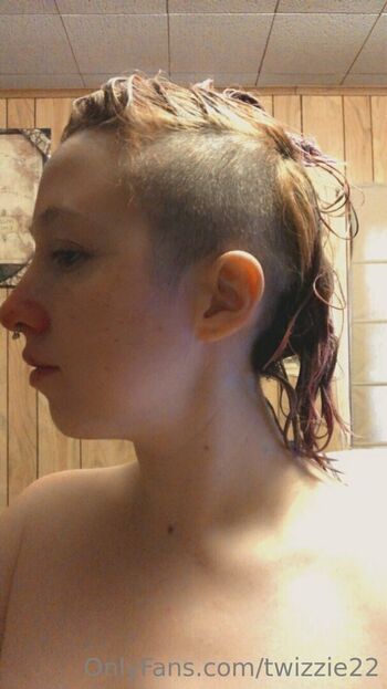 Full leaked Twizzie private onlyfans photo