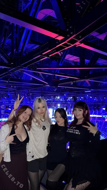 Full leaked Twostonelol private onlyfans photo