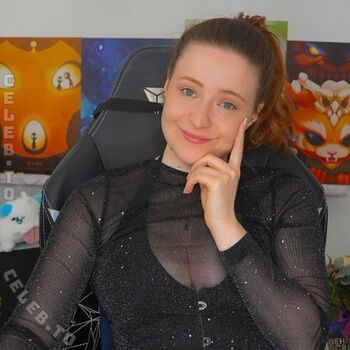 Full leaked Twostonelol private photo