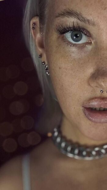Full leaked Tykioty miley private photo