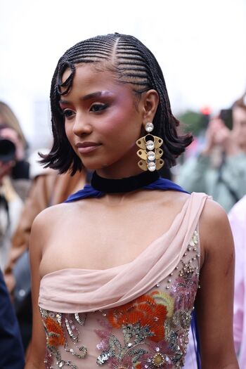 Full leaked Ria black/ private onlyfans photo